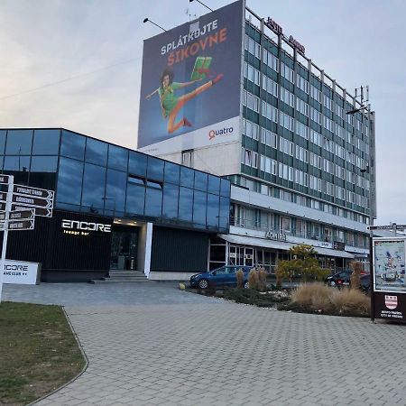 Apartman Lux Prešov Buitenkant foto